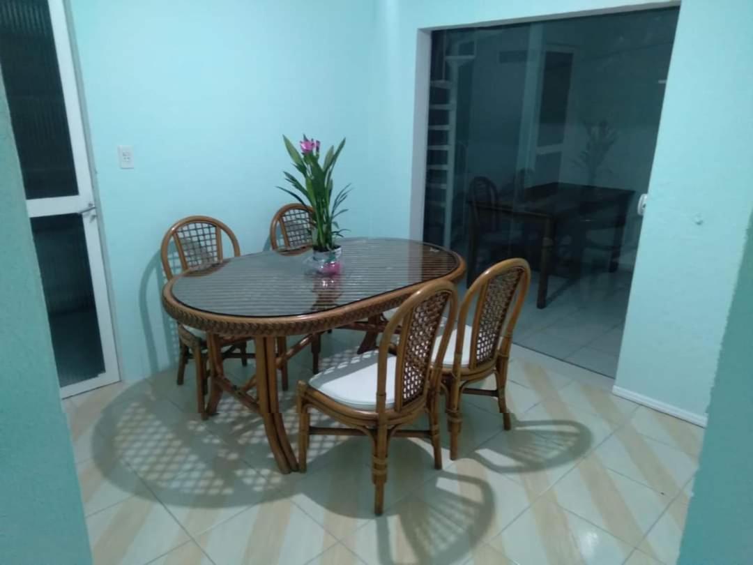 Pousada Cafe Com Margarida 150 Metros Do Mar Rua Do Calcadao Da Central Balneario Camboriu Luaran gambar