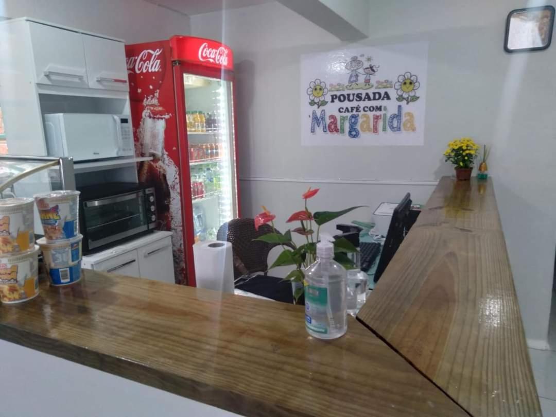 Pousada Cafe Com Margarida 150 Metros Do Mar Rua Do Calcadao Da Central Balneario Camboriu Luaran gambar